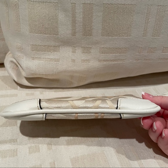 Coach Cream & Gold Small Wristlet - Picture 5 of 9